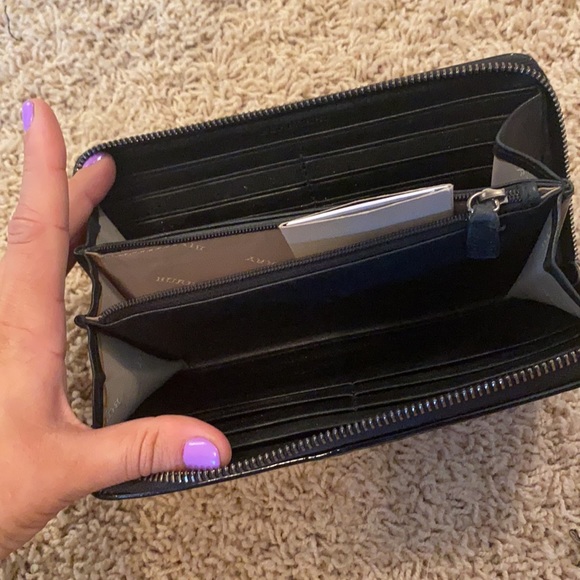 Burberry Check Wallet - Picture 3 of 7